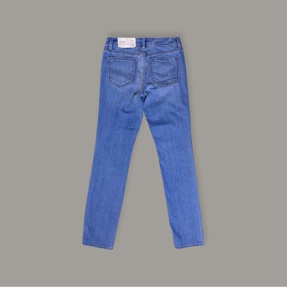 LOFT ANN TAYLOR NWT the modern skinny low rise in Light wash - Picture 2 of 7